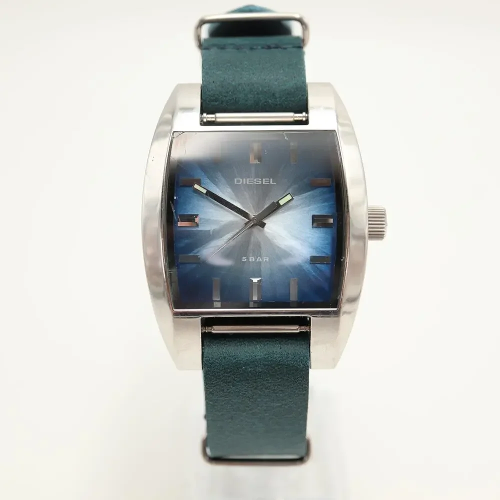 Diesel Men's Silver Tone Blue Sunburst Watch Blue Leather DZ1032 w New Battery